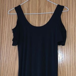 black maxi dress w/ slit